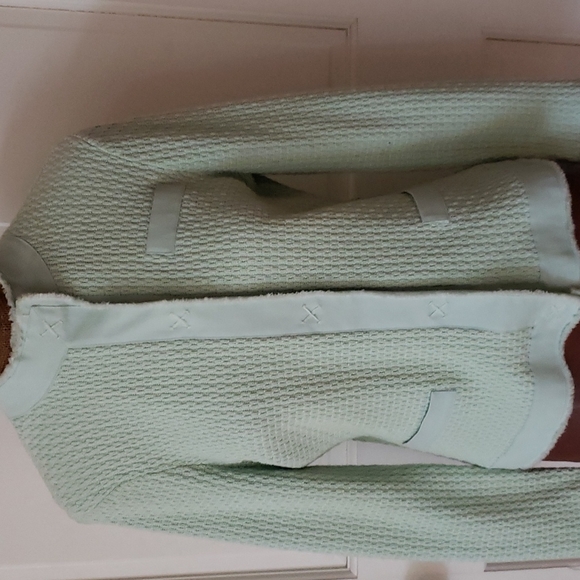 Jacket - Picture 1 of 4